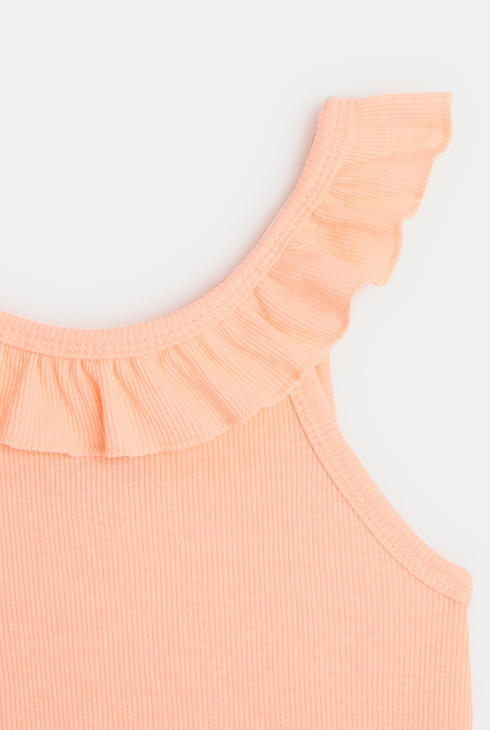 Camiseta de tirantes lisa con cuello de volantes rosa niña 2