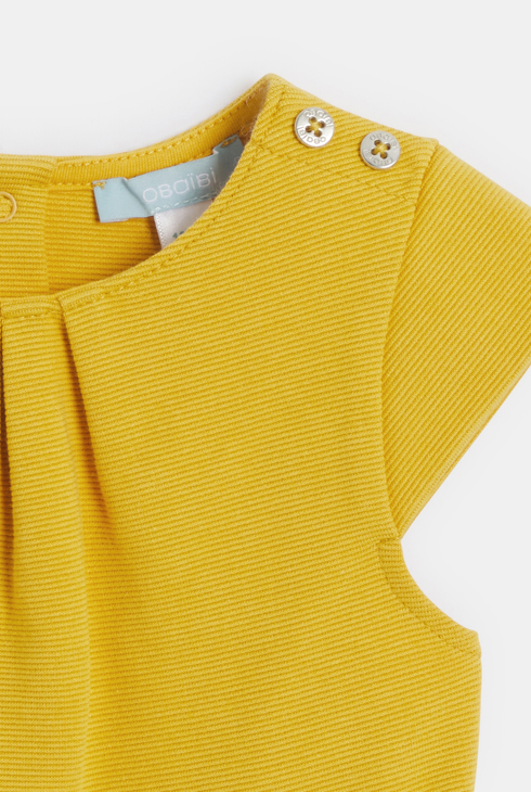 Baby girl's yellow textured playsuit with floral belt 2