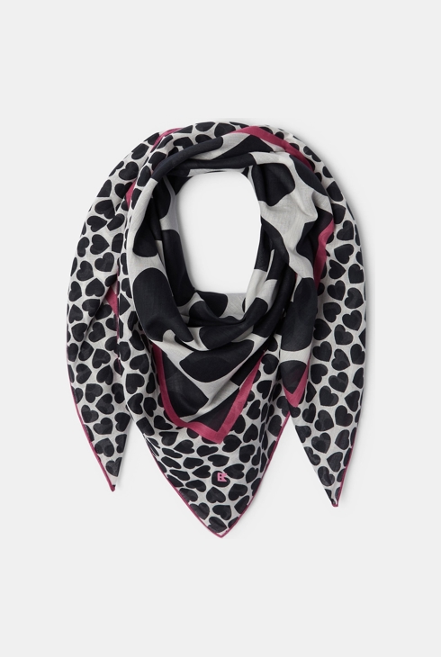 Girl's square heart print scarf 2