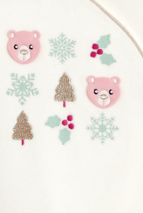 Baby girl's white velvet sleepsuit with embroidered bear 2
