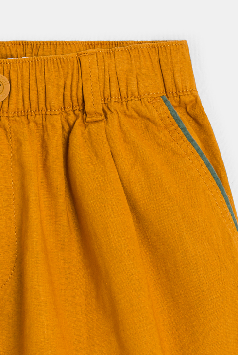 Boy's loose shorts in plain orange linen 2
