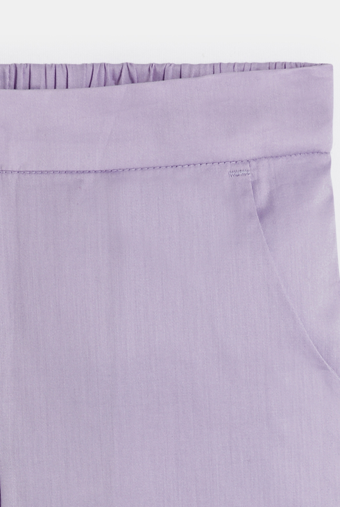 Girl's mauve silky trousers 2