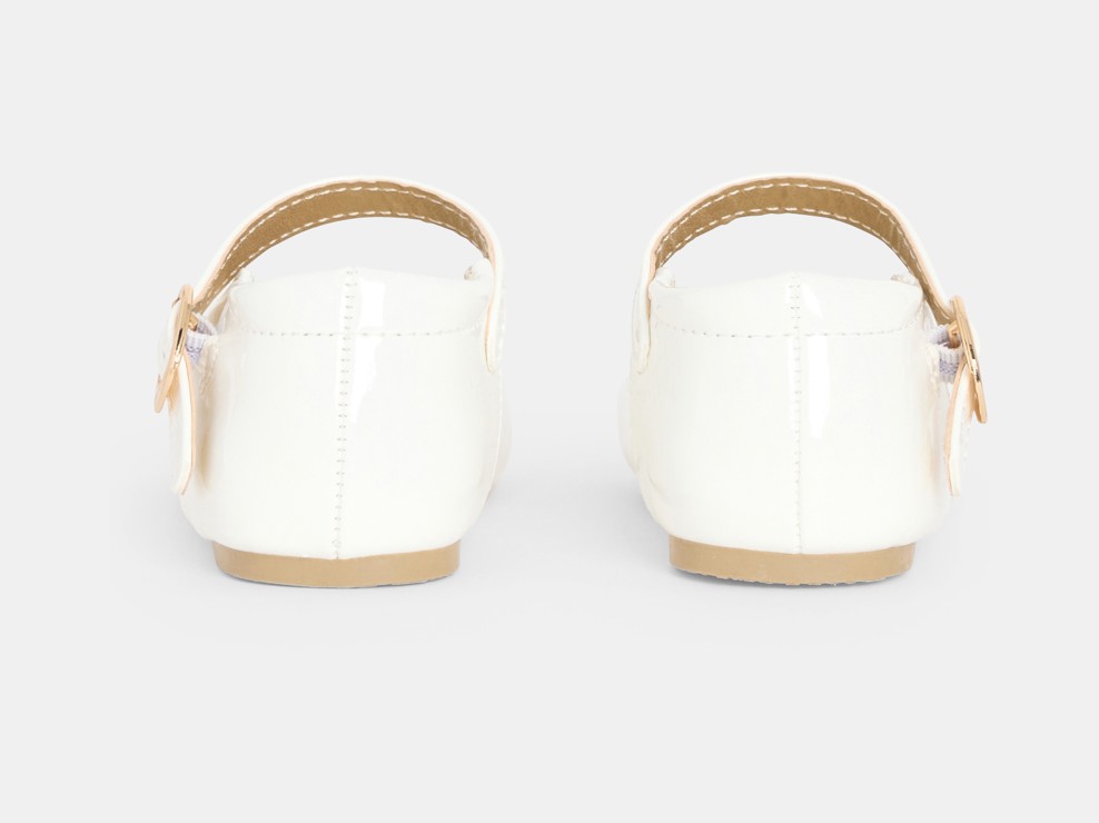 Schicke weiße Lackballerinas mit Riemchen Kleinkind Mädchen 2