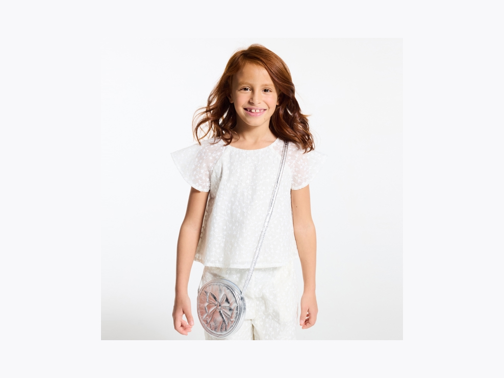 Girl's white embroidered blouse 1