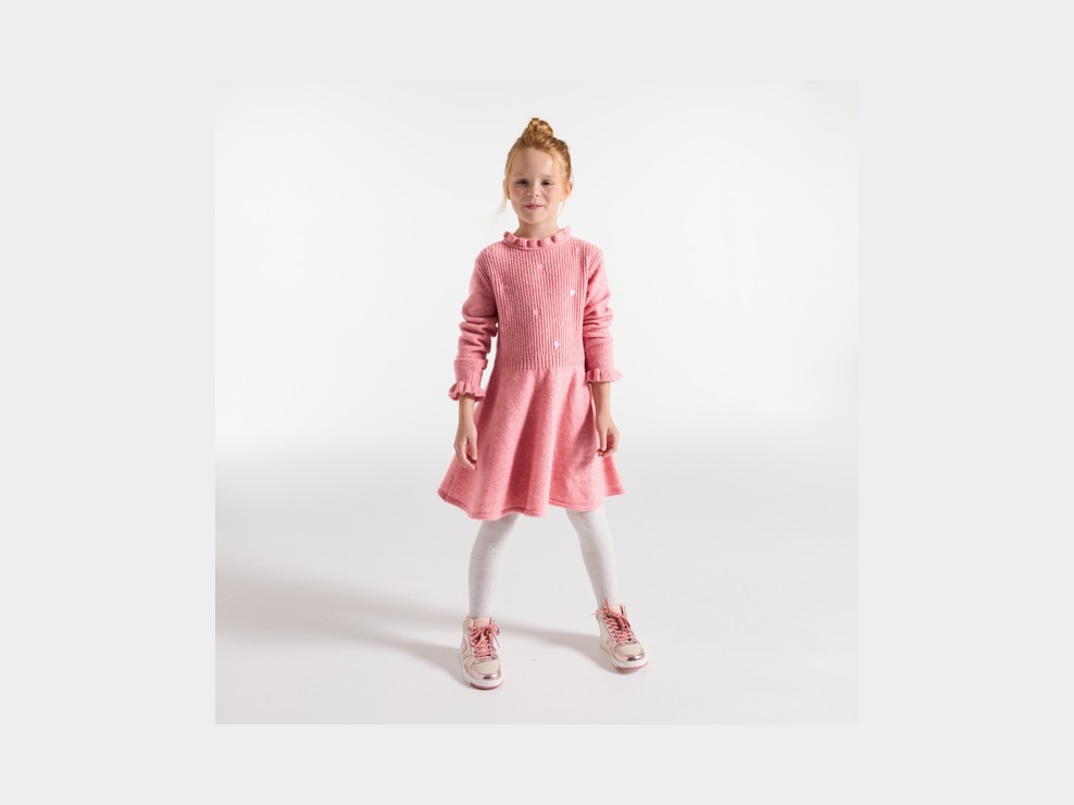 Rosa Strickkleid mit Stehkragen Mädchen 1