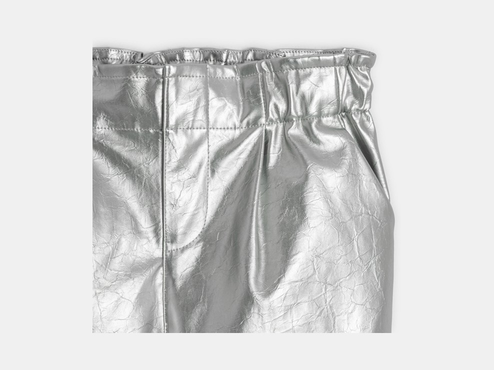 Short de talle alto plateado niña 2