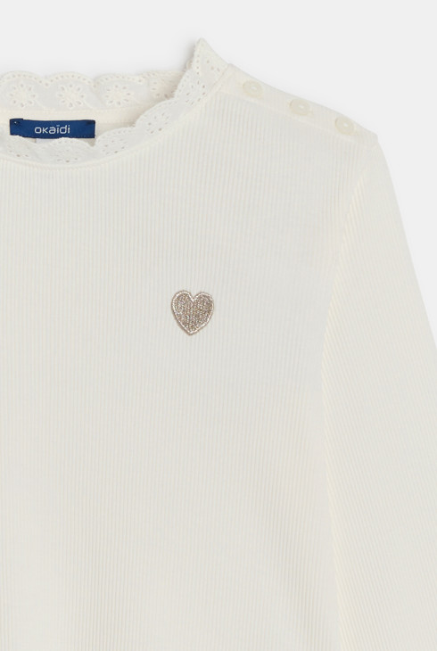 Camiseta blanca bordada niña 2