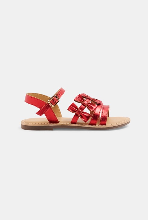 Sandalia con tiras y lazos rojo niña 1