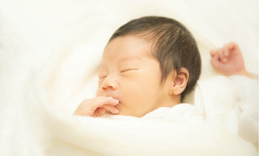 A quel âge un bébé doit-il faire ses nuits ? A quel âge un bébé doit-il faire ses nuits ?