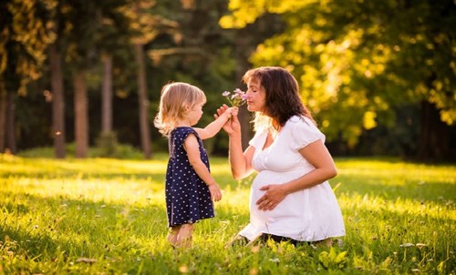 Entrez en contact avec votre bébé le 8e mois de grossesse Entrez en contact avec votre bébé le 8e mois de grossesse