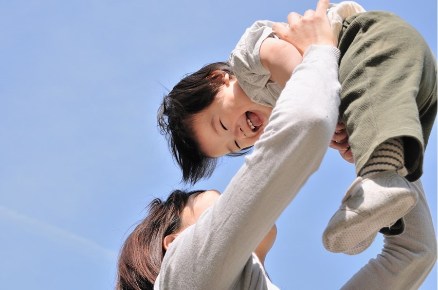 Pourquoi faut-il célébrer le temps qui passe en famille ?