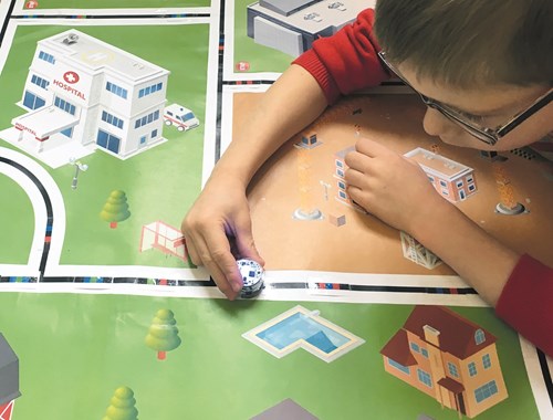 Stage de vacances d'avril 2018 à l'ÏDKIDS de Froyennes Tournai Stage de vacances d'avril 2018 à l'ÏDKIDS de Froyennes Tournai