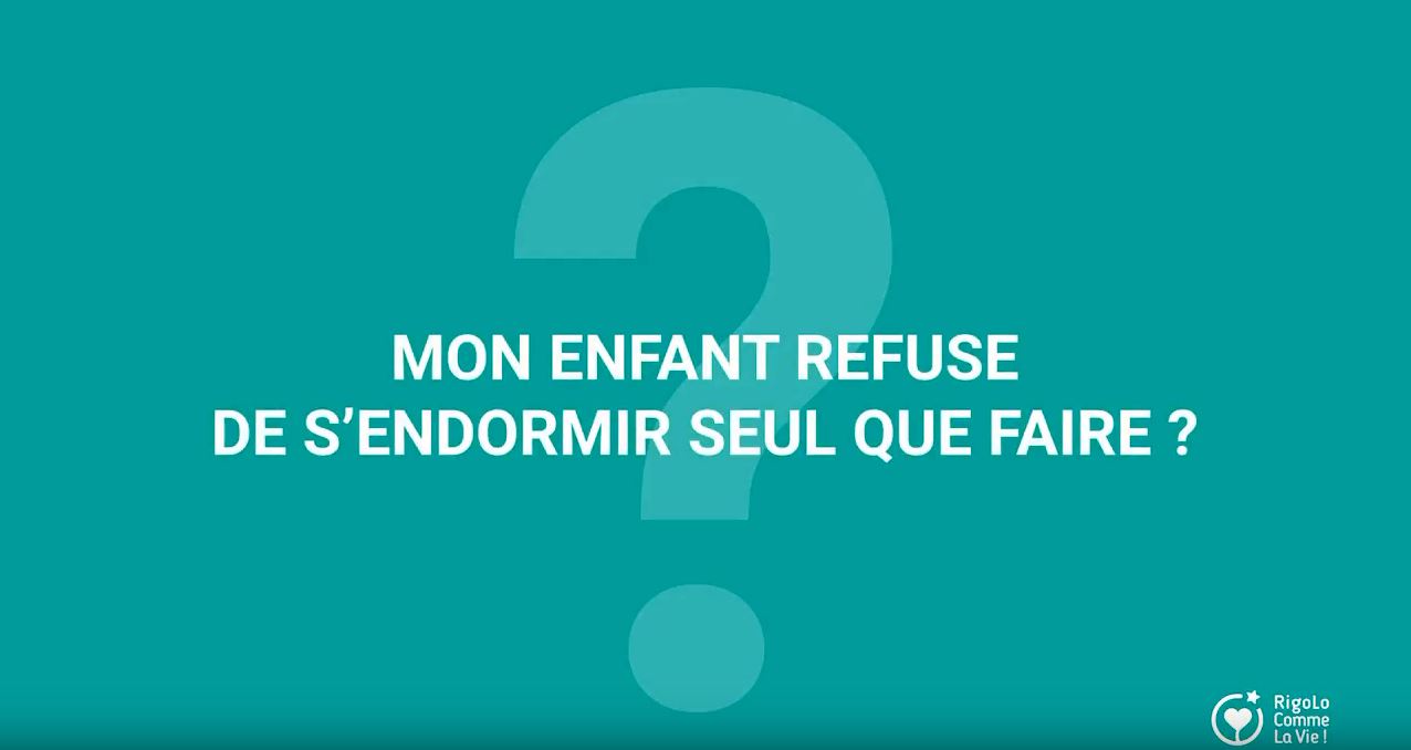 Mon enfant refuse de s'endormir seul, que faire ?