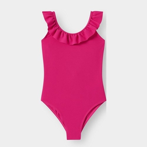 Retour de plage : comment enlever le sable d'un maillot de bain ?