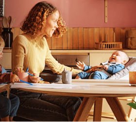 Bien choisir la chaise haute de bébé