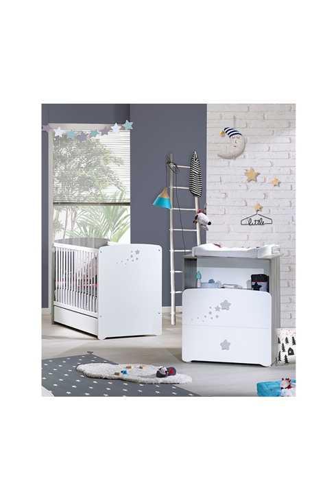 Chambre duo lit et Commode et une niche en bois blanc