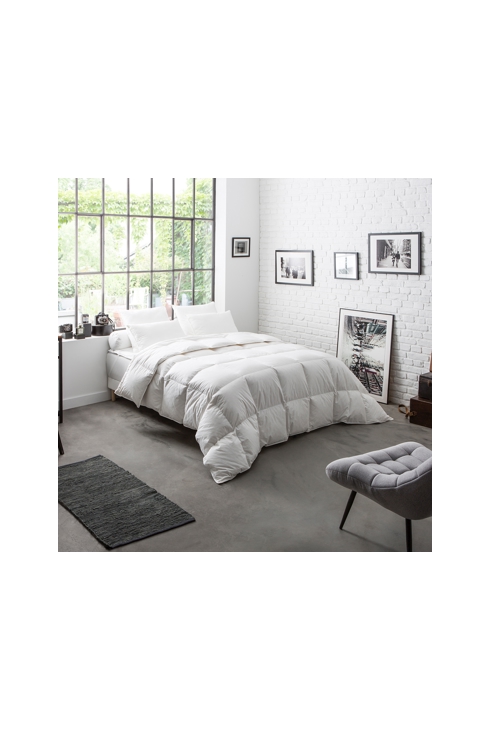 Couette 70% duvet de canard neuf chaude