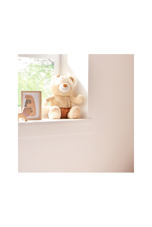Peluche ours beige avec détails brodés