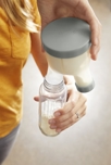 Boîte doseuse pour lait maternisé gris TRIPOD®, Boon 4