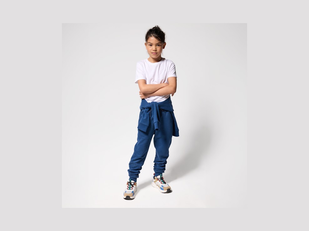 Pantaloni da jogging in tessuto felpato blu bambino 1