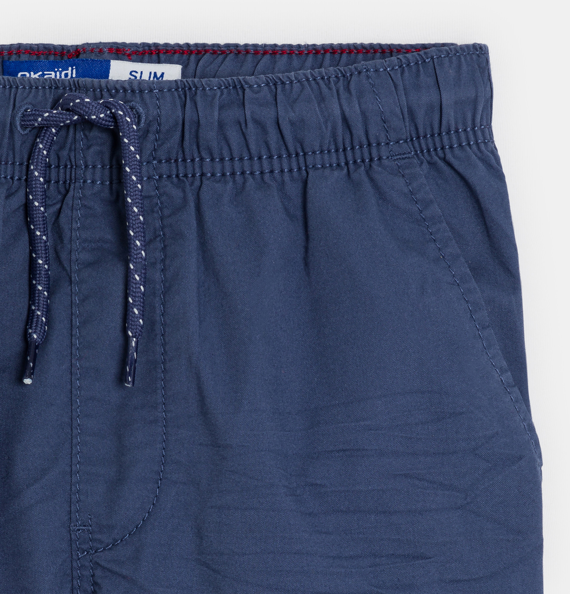 Einfarbige Slim-Bermudas aus Stoff für Jungen 2