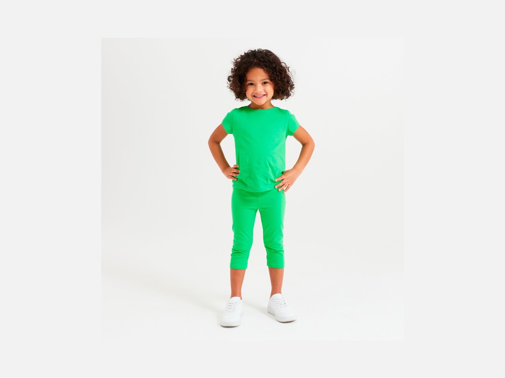 Camiseta básica verde niña 1