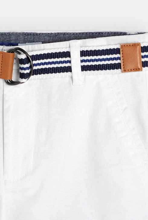 Gemusterte Stretch-Bermuda mit Gürtel Weiß Jungen 2