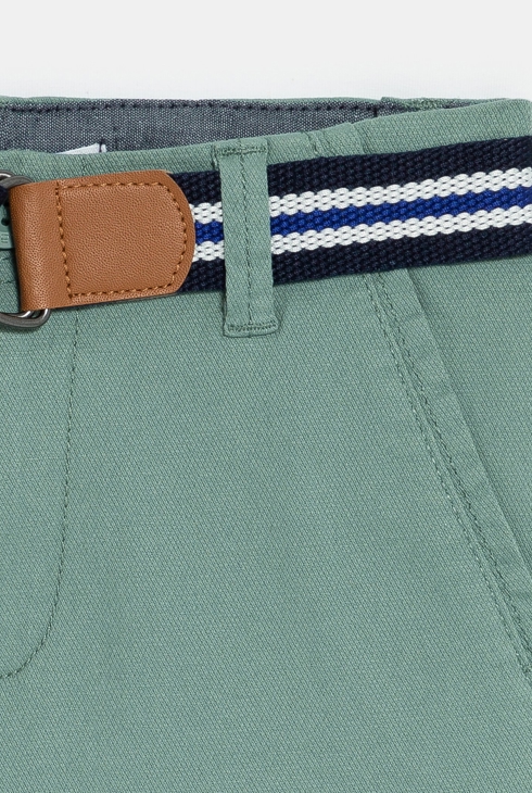 Bermuda en toile + ceinture vert garçon