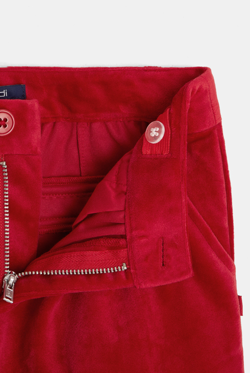 Kratke hlače iz gladkega velurja in pas rdeča deklica 2