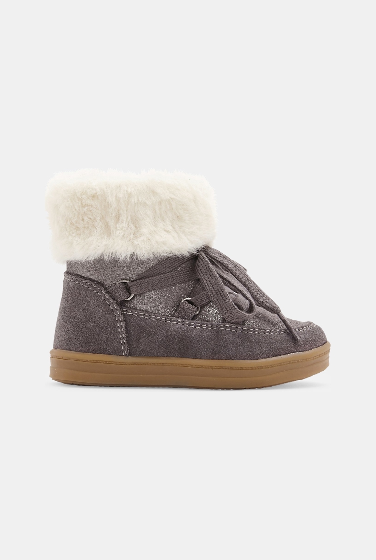 Botas brillantes de cuero con dobladillo de pelo grises bebé niña 1