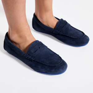 Mocasín de ante liso azul niño 1