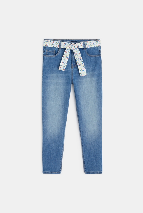 Verwaschene Boyfriend-Jeans mit Gürtel Blau Mädchen 1