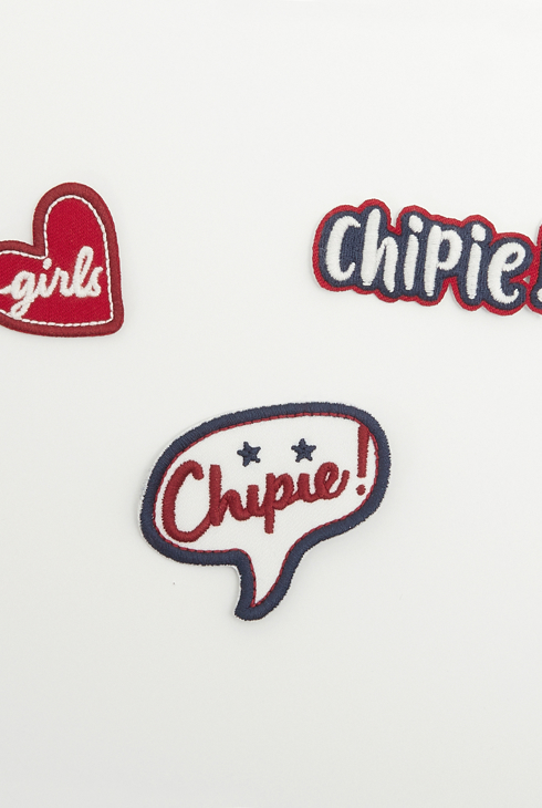 Lot de badges thermocollants Chipie rouges fille 1
