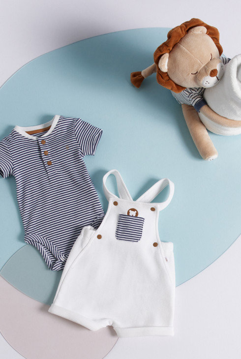 Doudou lion rayé et plaid bleu naissance