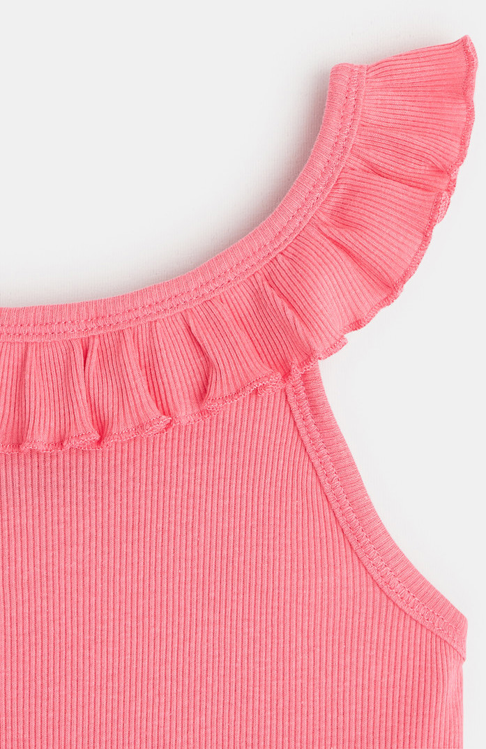 Canotta tinta unita con volant sul collo rosa bambina 2
