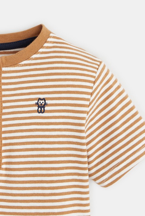 Kurzarm T-Shirt mit Tunika-Kragen (3er Set) Braun Baby Jungen 2