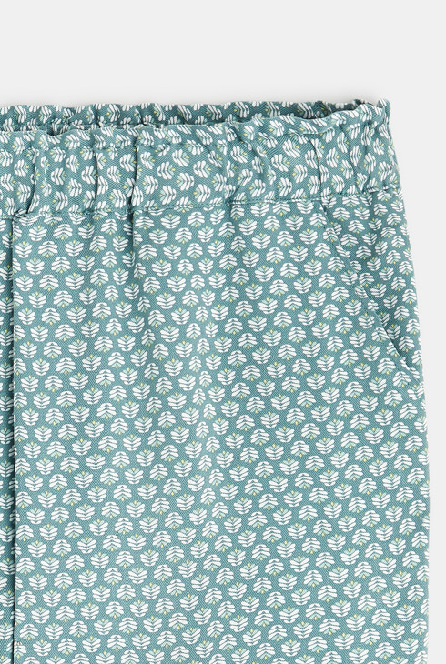 Potiskane hlače v stilu telovadnih hlač zelena deklica 2