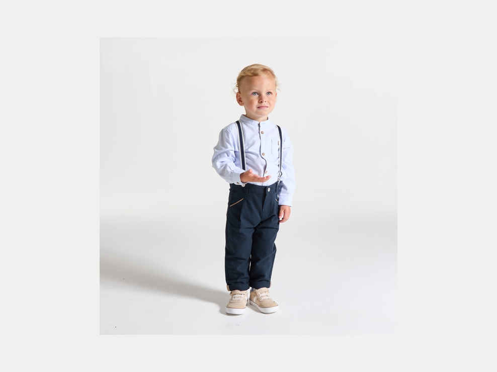 Pantalón chino con tirantes azul marino bebé niño 1