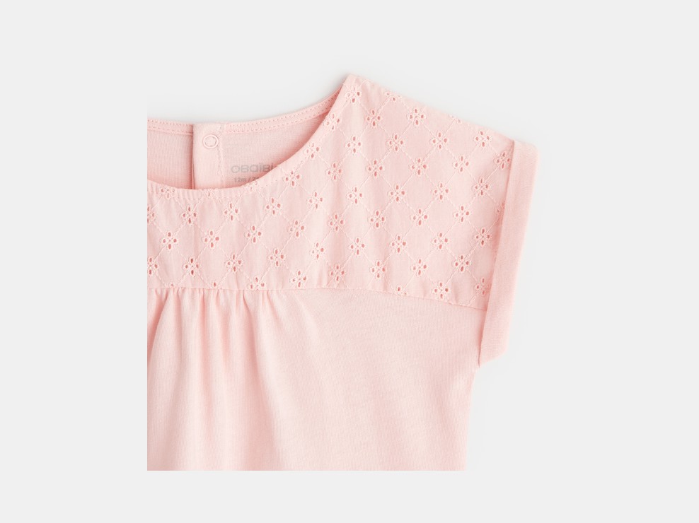 Camiseta bimaterial con bordado inglés rosa bebé niña 2
