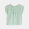 T-shirt bi-matière broderie anglaise vert bébé fille