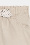 Weiße Shorts mit verspielter Schleife Baby Mädchen 3