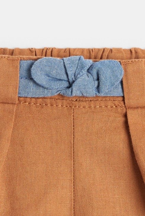 Short en lin à plis marron bébé fille 2
