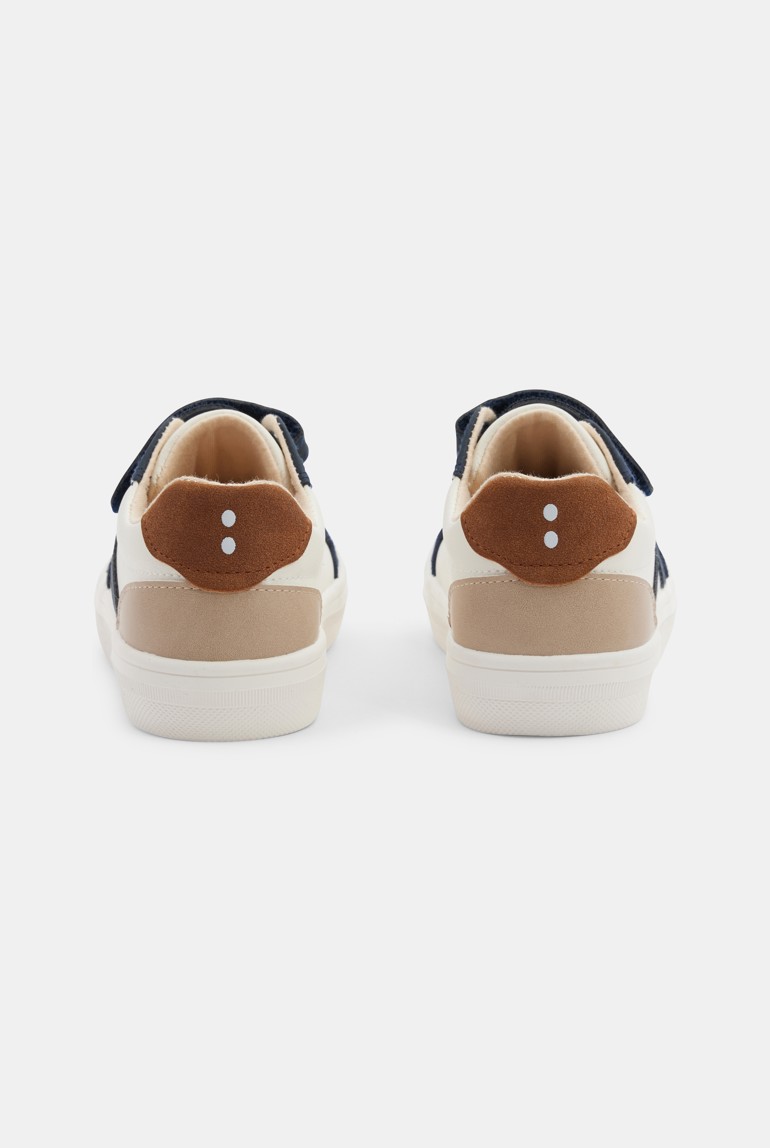 iui133 Karl Lagerfeld Buty Damskie Kapri NFT Lo Laces White 39