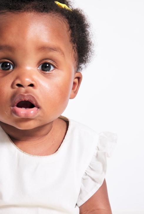 Schillerndes Festkleid und Bloomer Gelb Baby Mädchen 2