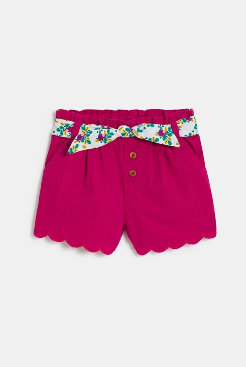 Nagubane kratke hlače s pasom z rožnatim potiskom za dojenčice 1