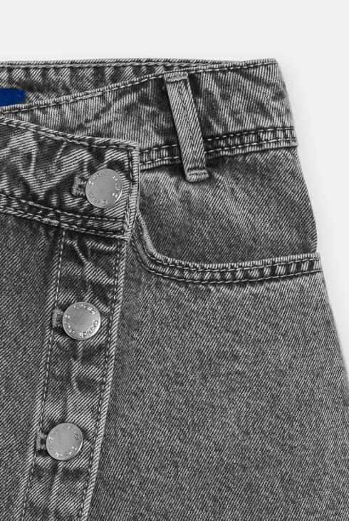 Mini-Skort aus grauem Jeansstoff Mädchen