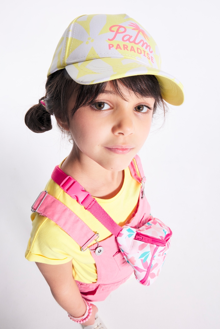 Casquette à visière imprimée jaune fille 1