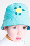 Bob réversible anti UV à rayures bleu bébé garçon 1
