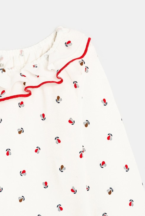 Camiseta con cuello con volantes 2