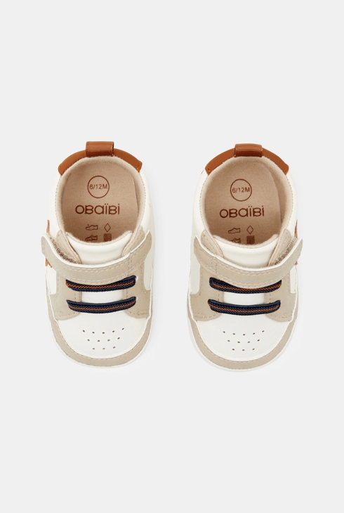 Baskets basses souples blanches naissance